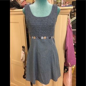 Vintage 90’s Adorable size small jeans dress. Textured and embellishments